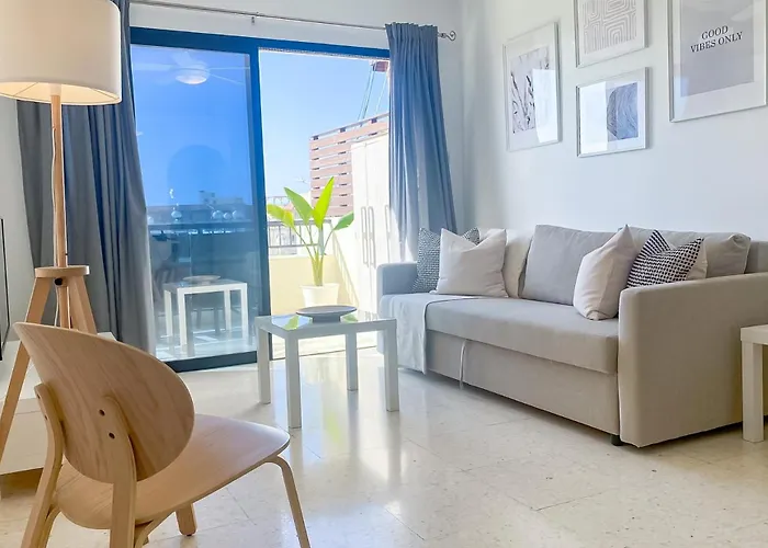 Phaedrus Living: Byzantium Modern Flat * Paphos